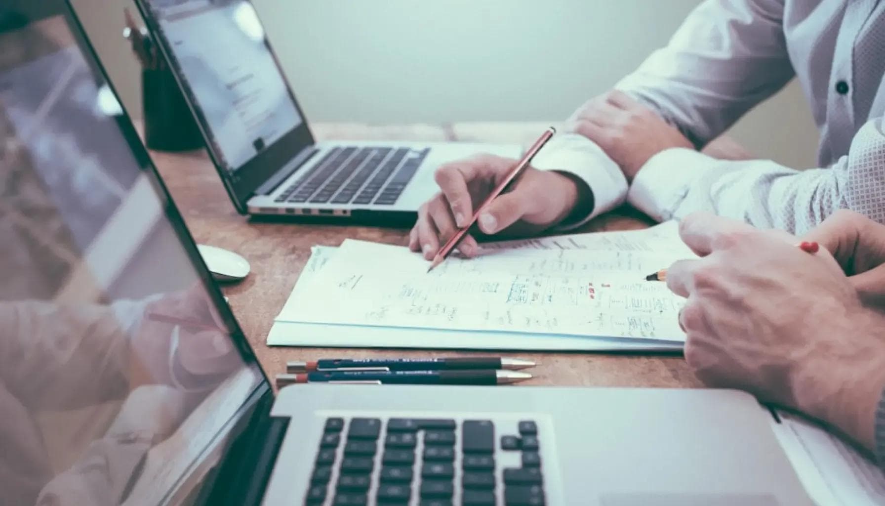 Drive Business Growth with Voosh.ai: A Solution for Restaurants